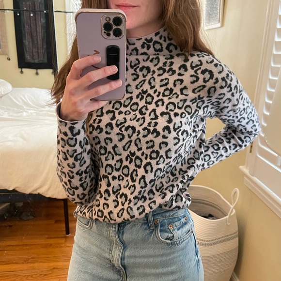Cynthia Rowley leopard print sweater - Picture 1 of 7